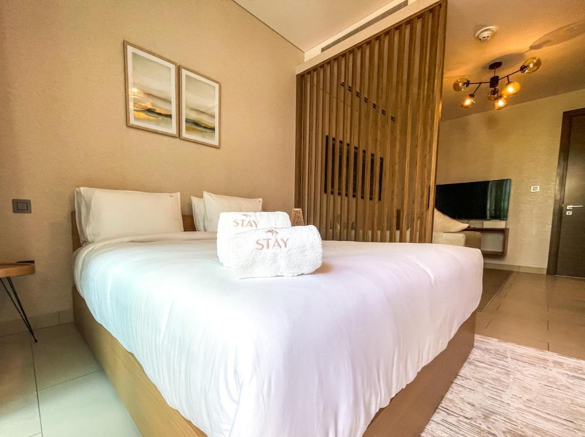 Stay By Latinem Luxury Studio Holiday Home G6-6103 Near Burj Khalifa Dubai Bagian luar foto